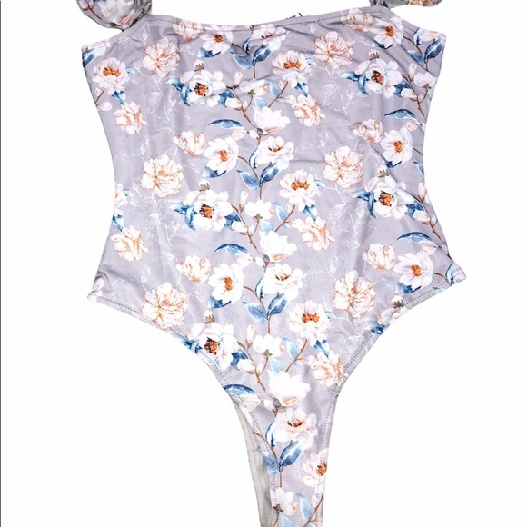 Egreis xsmall swimsuit - Picture 5 of 11